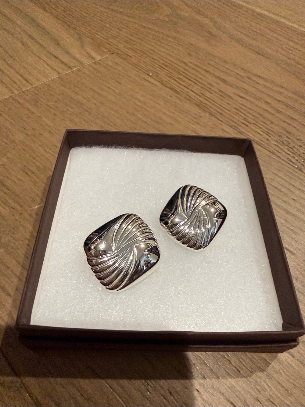 Heaven Mayhem Silver Swirl Square Earrings